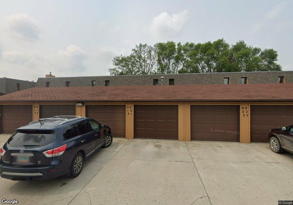 921 8th Ave NE, Jamestown, ND 58401 - photo 1