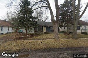 1035 Campbell St, Flint, MI 48507
