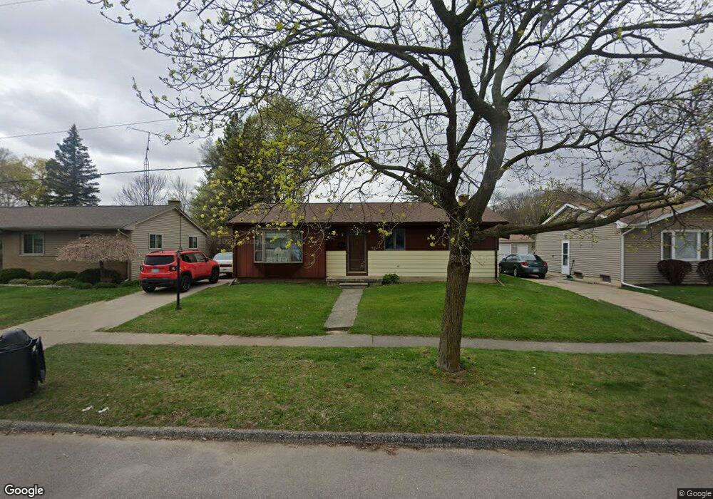 527 Poplar St, Clio, MI 48420 - photo 1