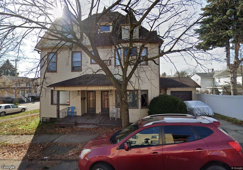 1001 Oxford St, Scranton, PA 18504 - photo 1
