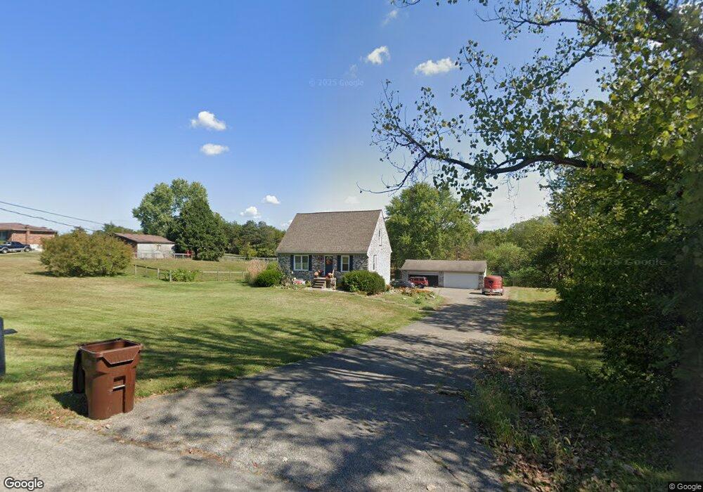 360 Kentucky Ct, Mount Washington, KY 40047 - photo 1