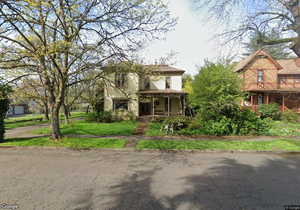 732 Broadalbin St SW, Albany, OR 97321 - photo 1