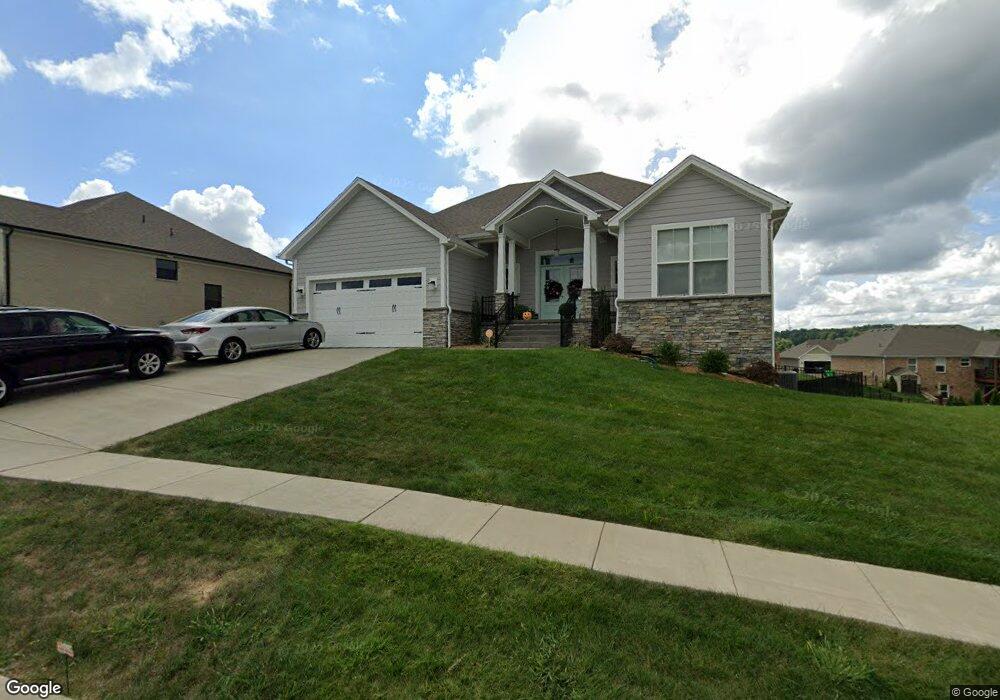 5011 Oakhill Ln, Georgetown, IN 47122 - photo 1