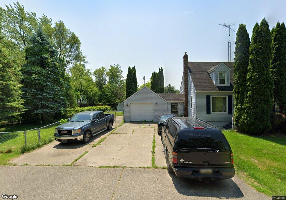 3301 Walton Ave, Flint, MI 48504 - photo 1