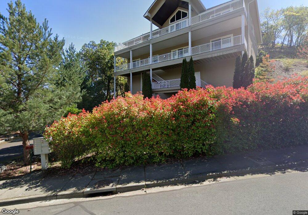 1907 NW Crown St, Grants Pass, OR 97526 - photo 1