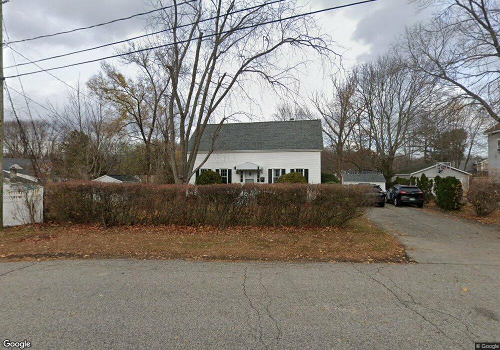 61 Holly Ln, Portsmouth, NH 03801 - photo 1