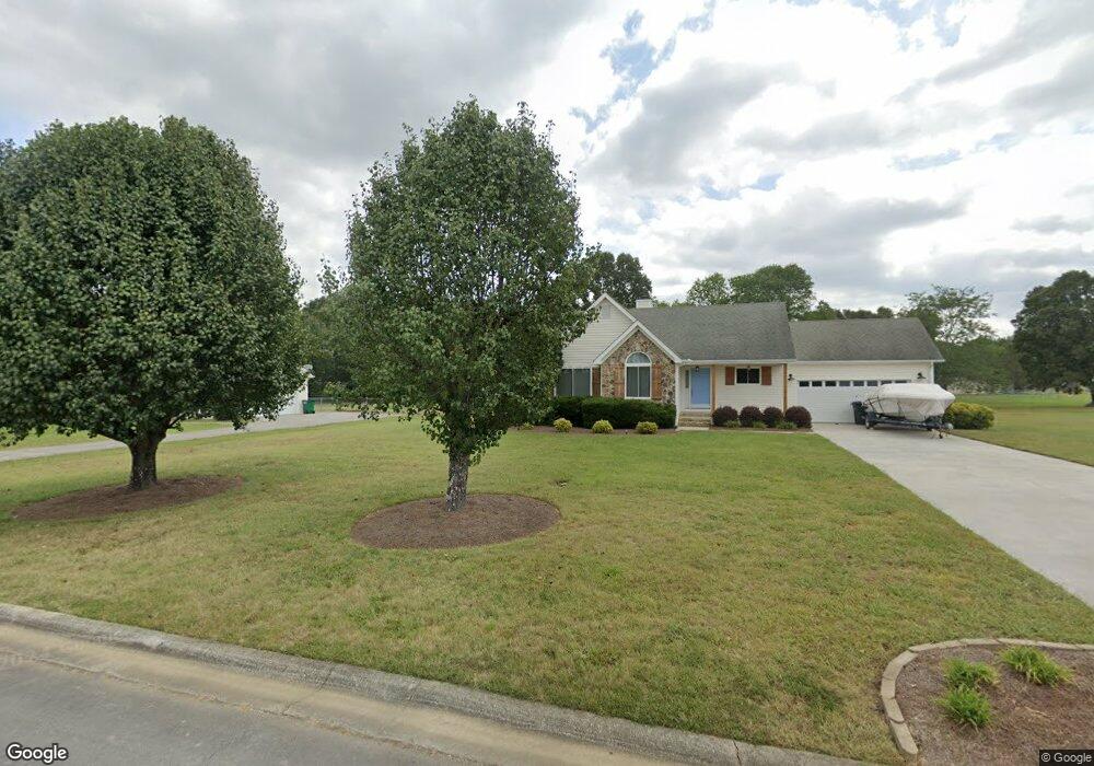 229 Moss Creek Dr NE, Calhoun, GA 30701 - photo 1