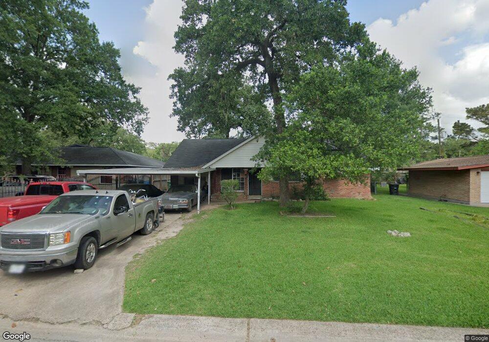 10402 Royal Oaks Dr, Houston, TX 77016 - photo 1