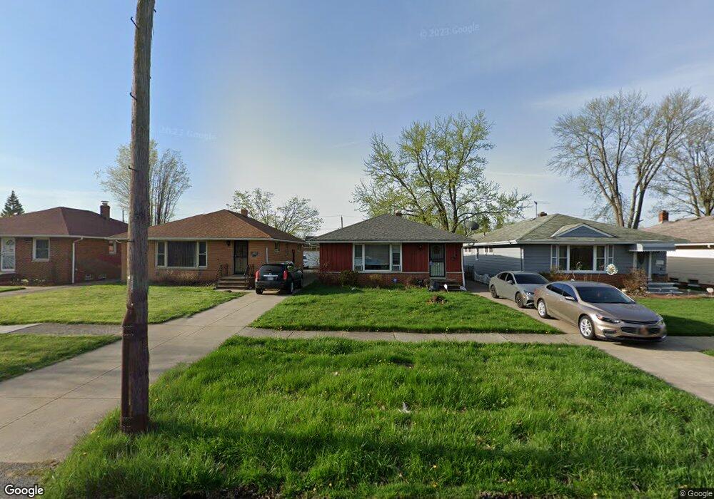 18840 Mccracken Rd, Maple Heights, OH 44137 - photo 1