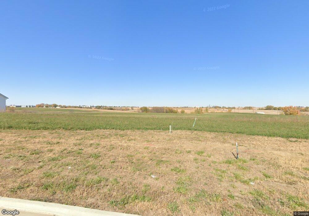 2444 N 8th Ave E, Newton, IA 50208 - photo 1