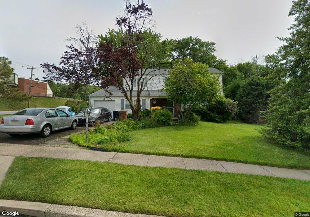 800 Timber Ln, Dresher, PA 19025 - photo 1