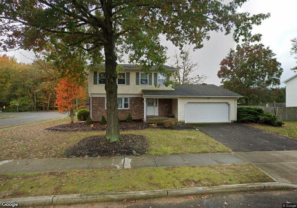 8 Spencer Dr, Burlington, NJ 08016 - photo 1