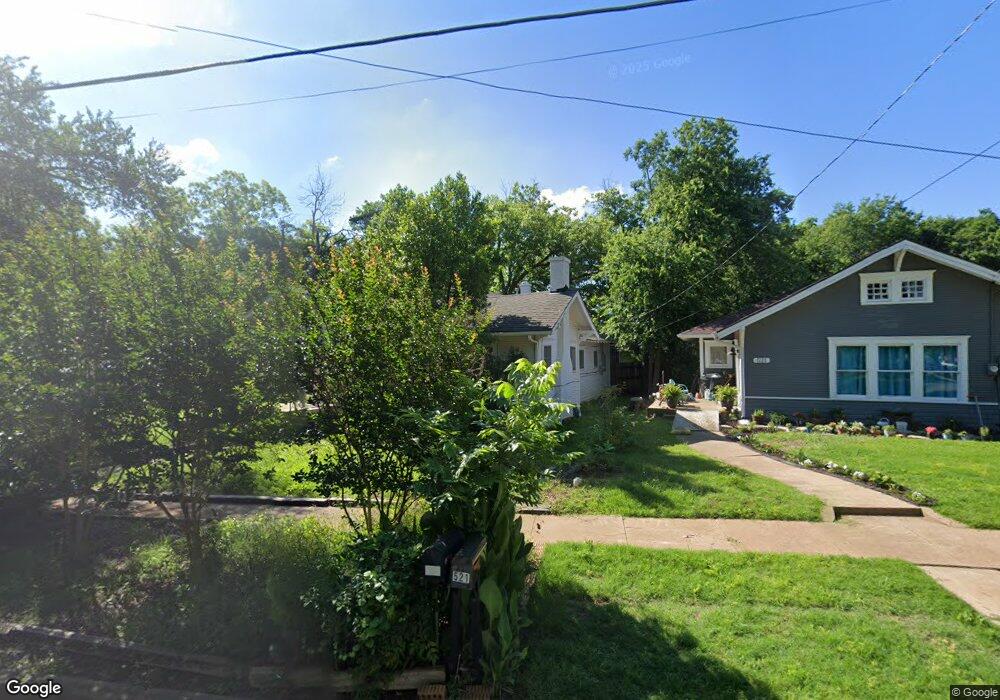 519 Featherston St, Cleburne, TX 76033 - photo 1