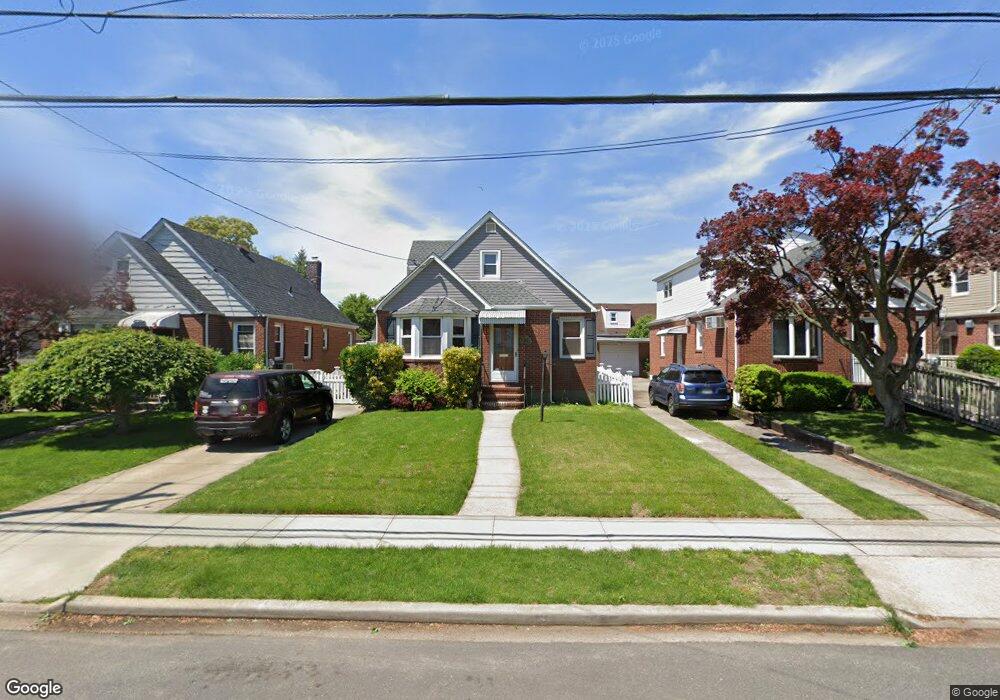 166 Semton Blvd, Franklin Square, NY 11010 - photo 1