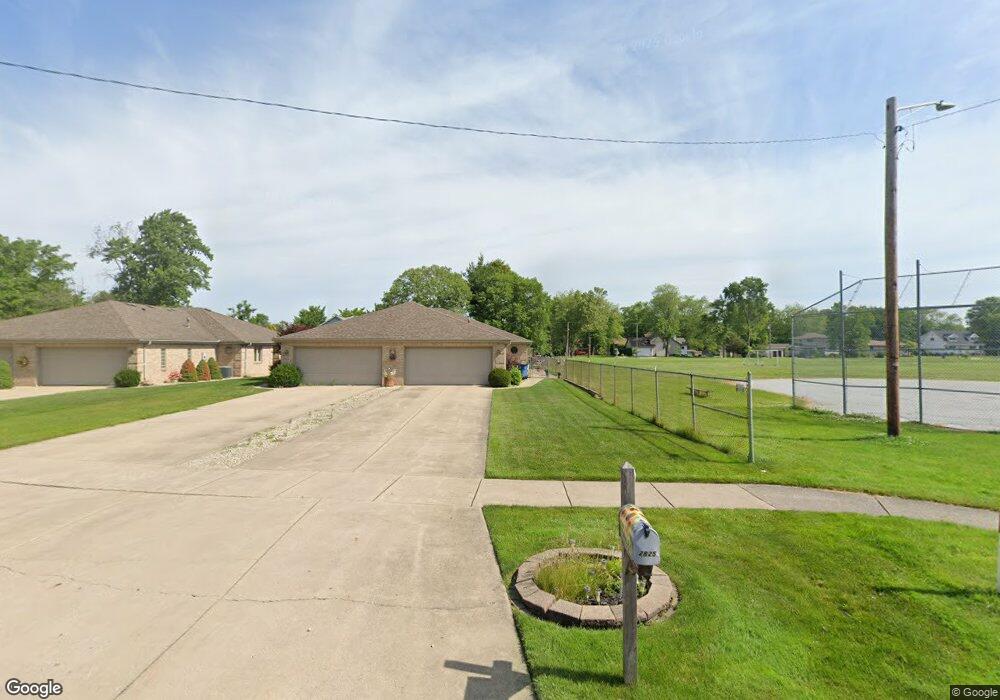 2825 100th St, Highland, IN 46322 - photo 1