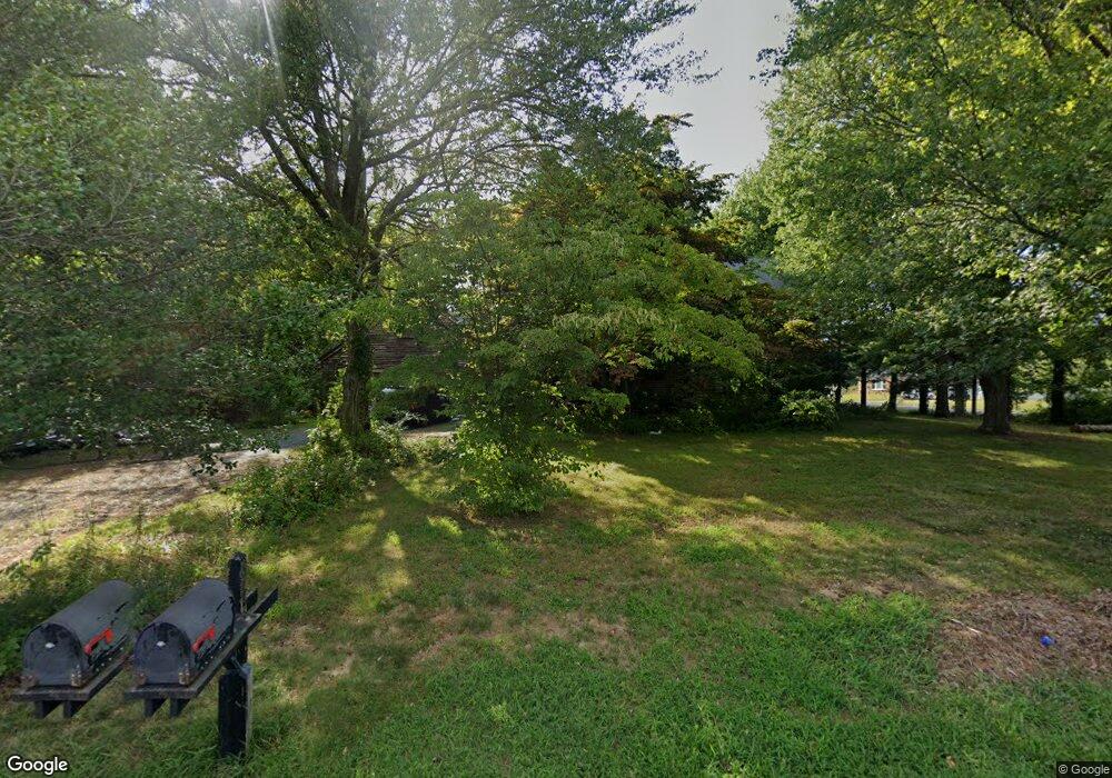 875 Daniels Farm Rd, Trumbull, CT 06611 - photo 1