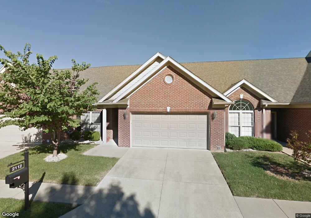 2112 Pickwick Dr, New Albany, IN 47150 - photo 1