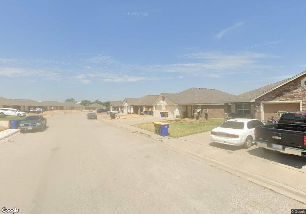 206 Coby Dr, Troy, TX 76579 - photo 1