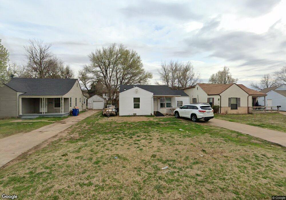 2213 W Randolph Ave, Enid, OK 73703 - photo 1