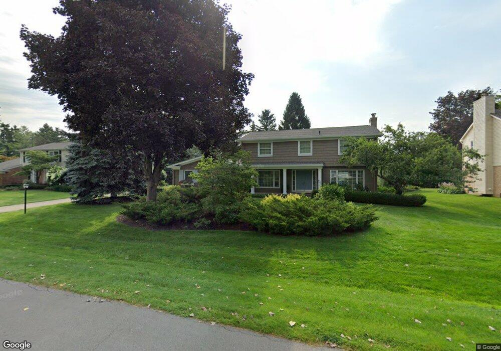 3837 Shellmarr Ln, Bloomfield Hills, MI 48302 - photo 1