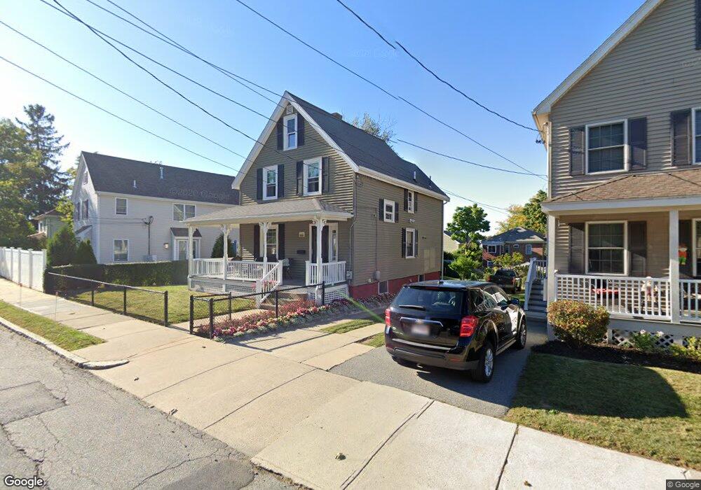 49 Richardson St unit 1, Wakefield, MA 01880 - photo 1