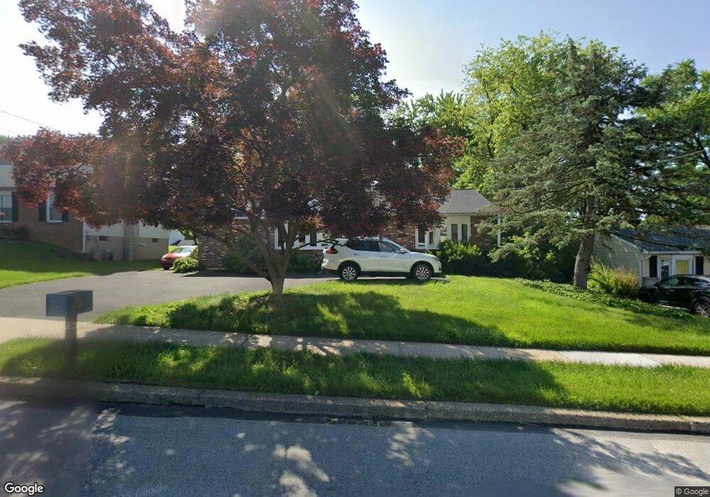 821 Twining Rd, Dresher, PA 19025 - photo 1