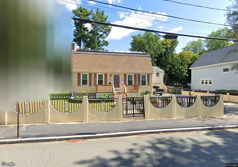 9 Hobson St, Methuen, MA 01844 - photo 1