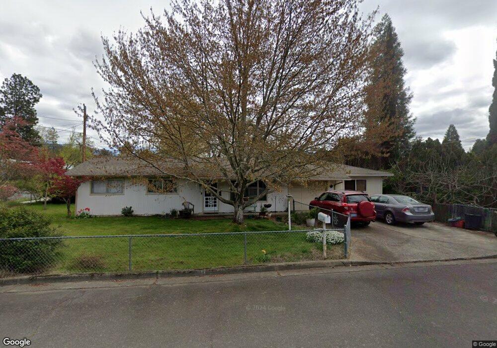 511 NW Fry St, Grants Pass, OR 97526 - photo 1