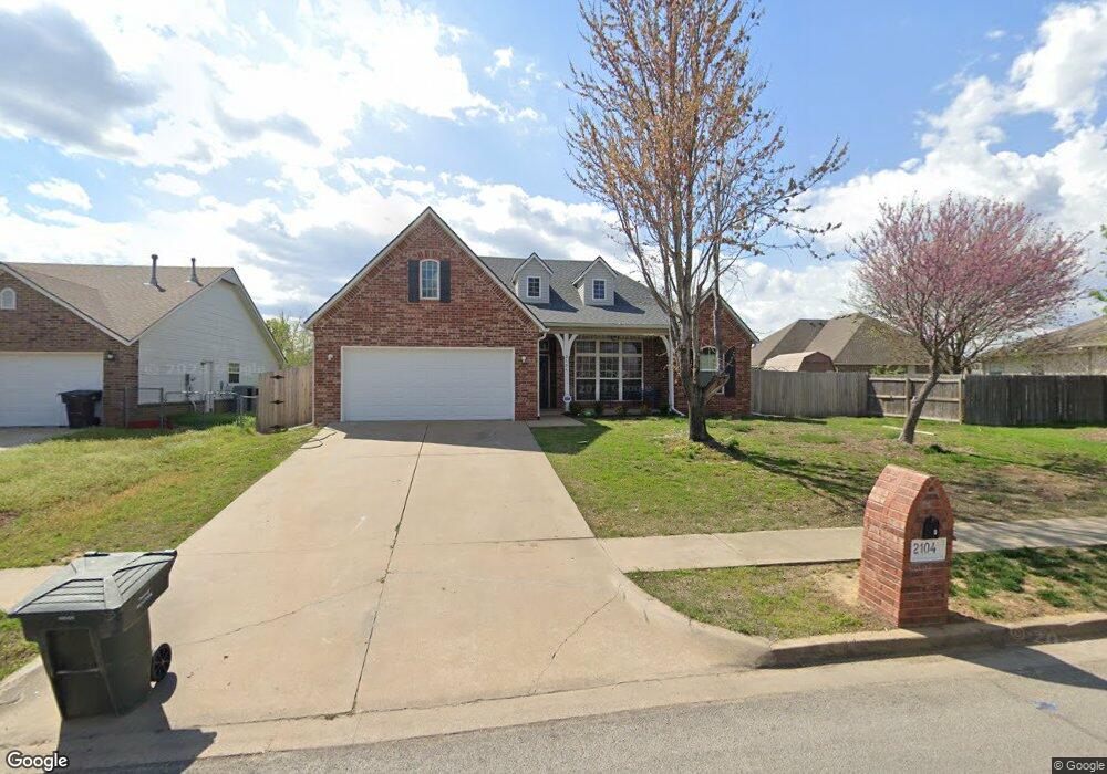 2104 S Javine St, Skiatook, OK 74070 - photo 1