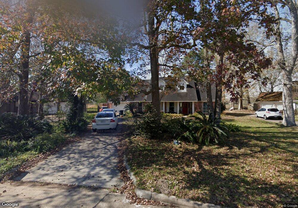 300 Saint Cloud Dr, Friendswood, TX 77546 - photo 1