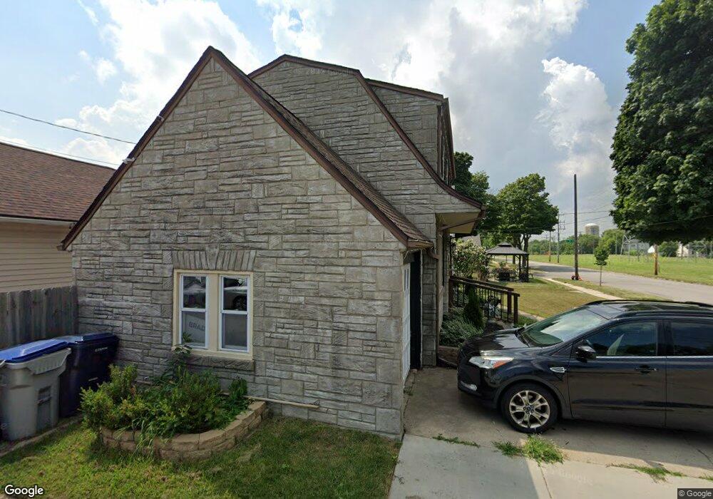 151 W Waterford Ave, Milwaukee, WI 53207 - photo 1