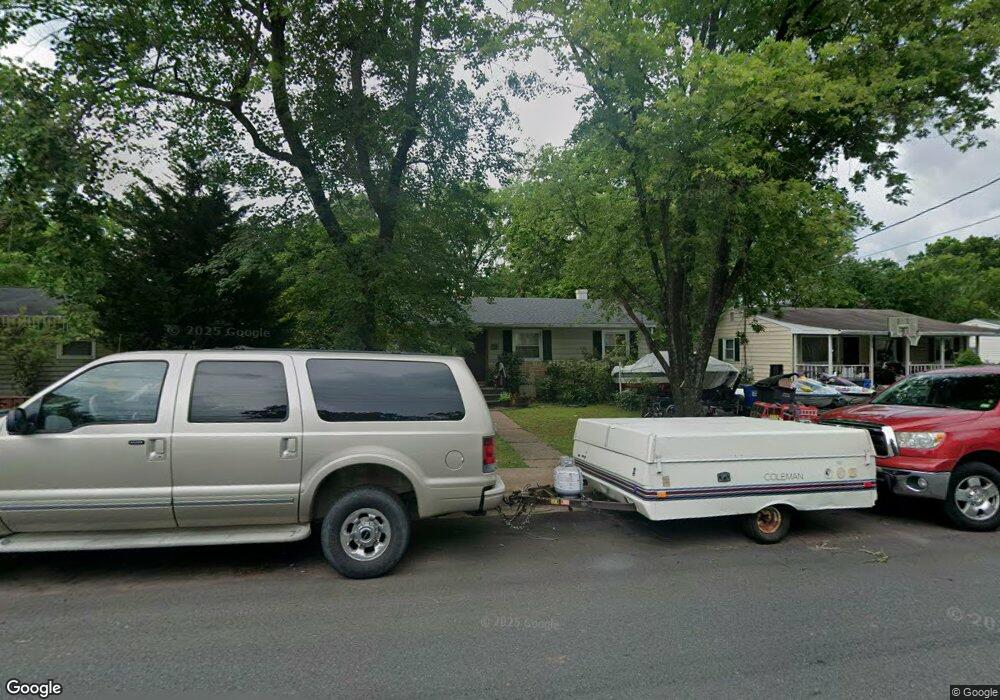 227 Cabbel Dr, Manassas Park, VA 20111 - photo 1