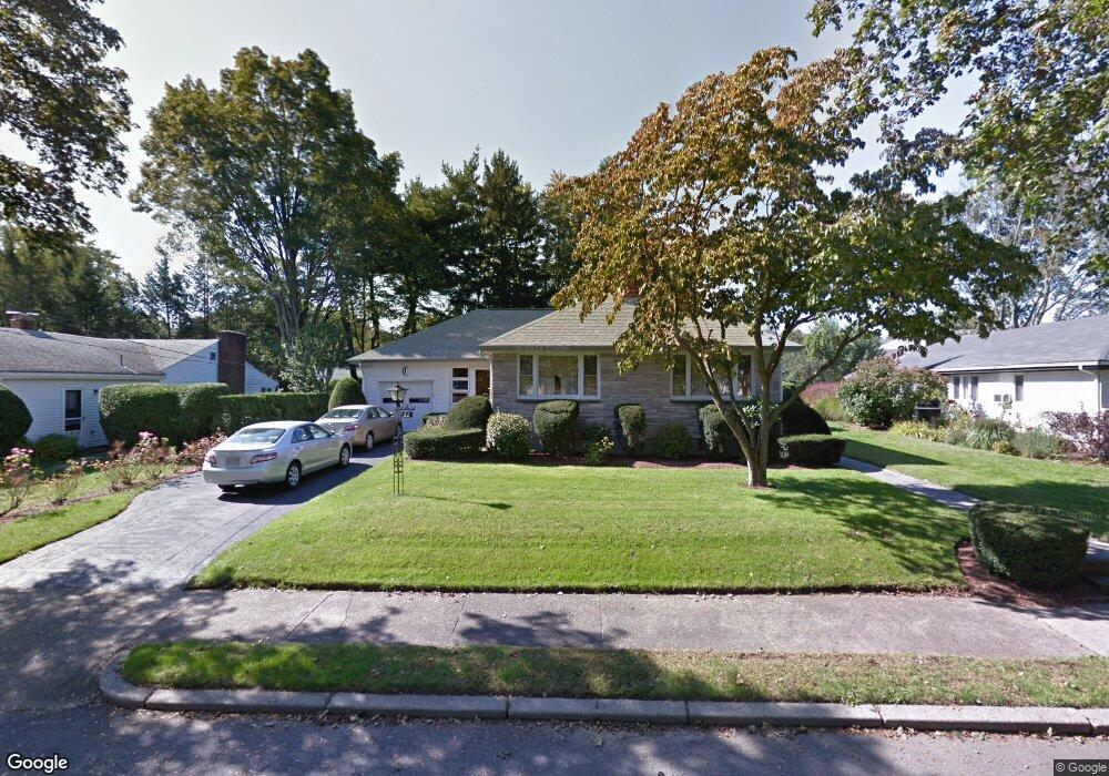 32 Mosman St, West Newton, MA 02465 - photo 1