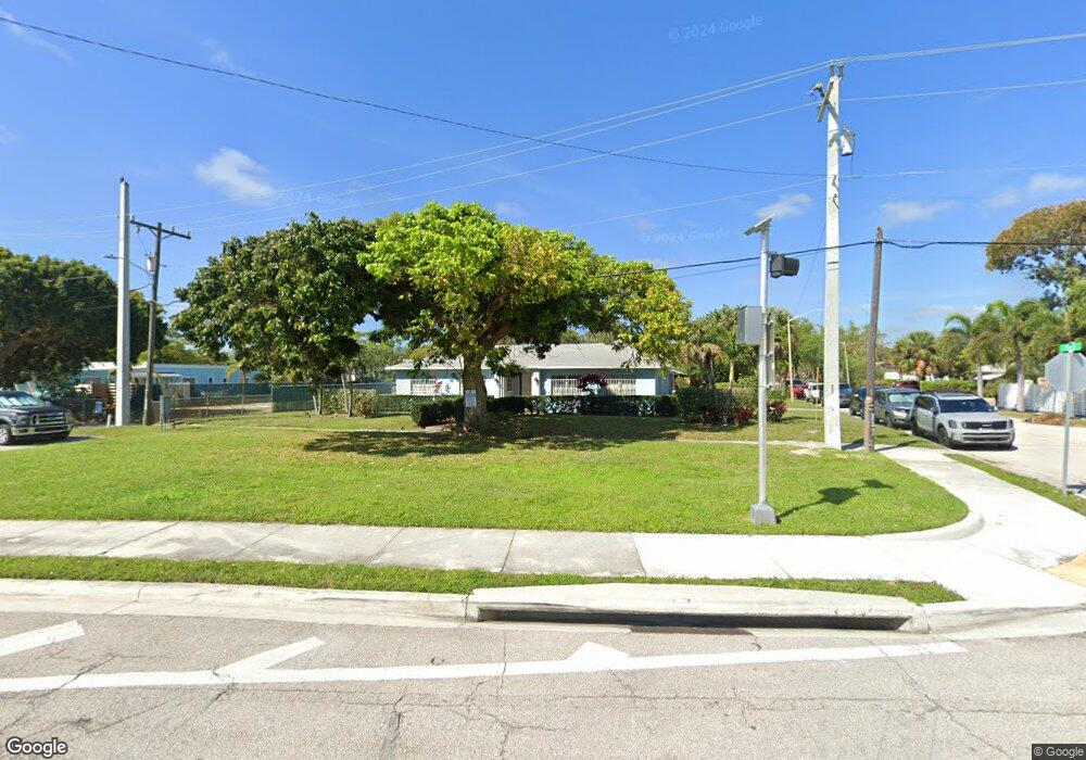 4111 N Flagler Dr, West Palm Beach, FL 33407 - photo 1