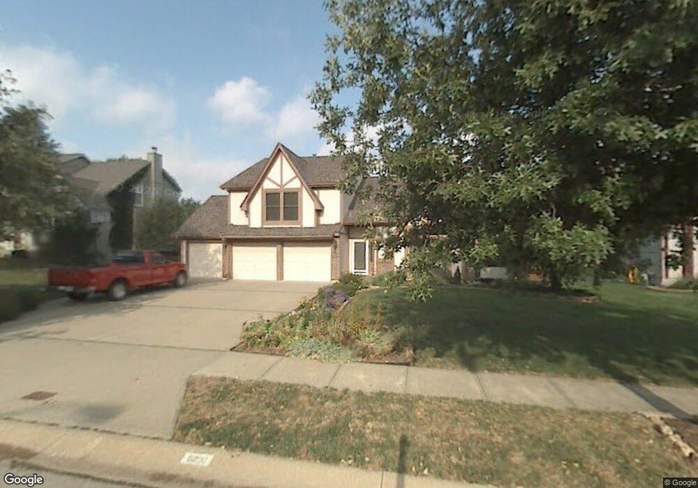 5200 Mccoy St, Shawnee, KS 66226 - photo 1