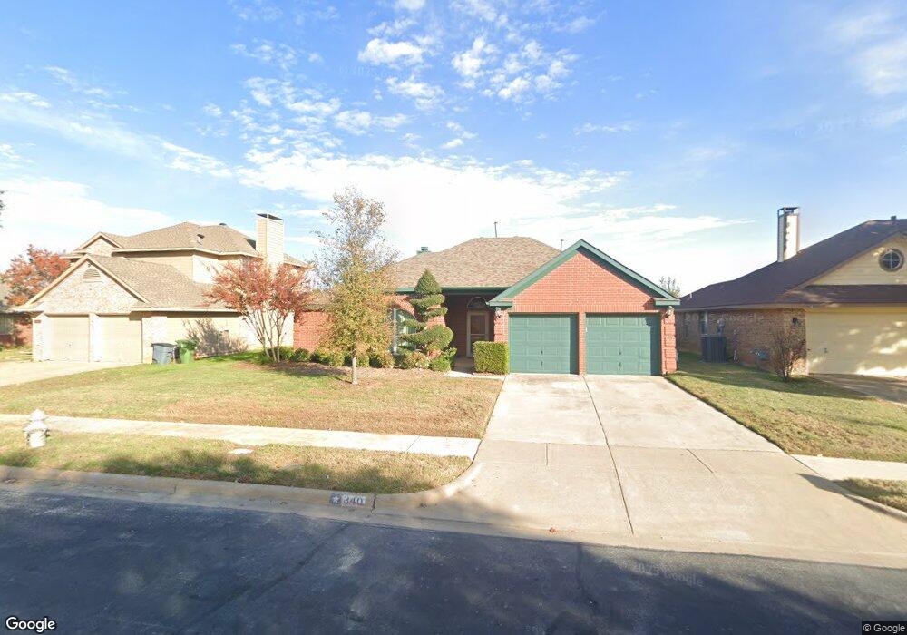 340 Parkview Dr, Hurst, TX 76053 - photo 1