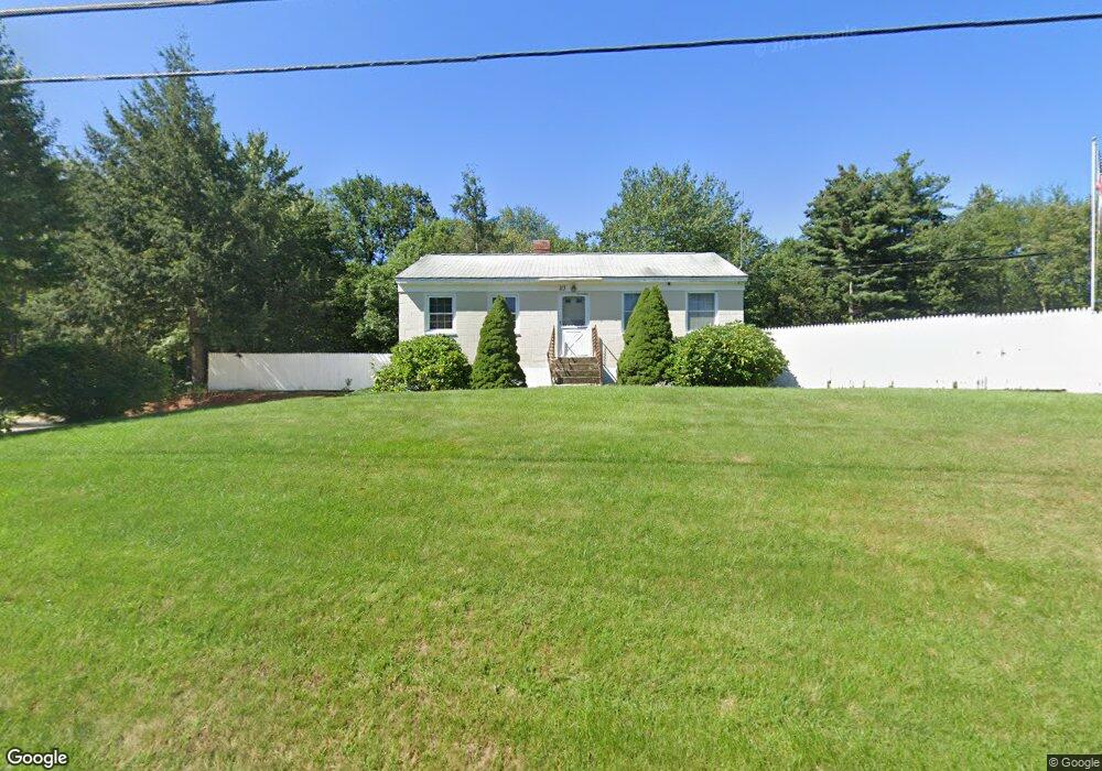 113 E Dunbarton Rd, Goffstown, NH 03045 - photo 1