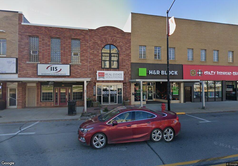 113 1st Ave W, Newton, IA 50208 - photo 1