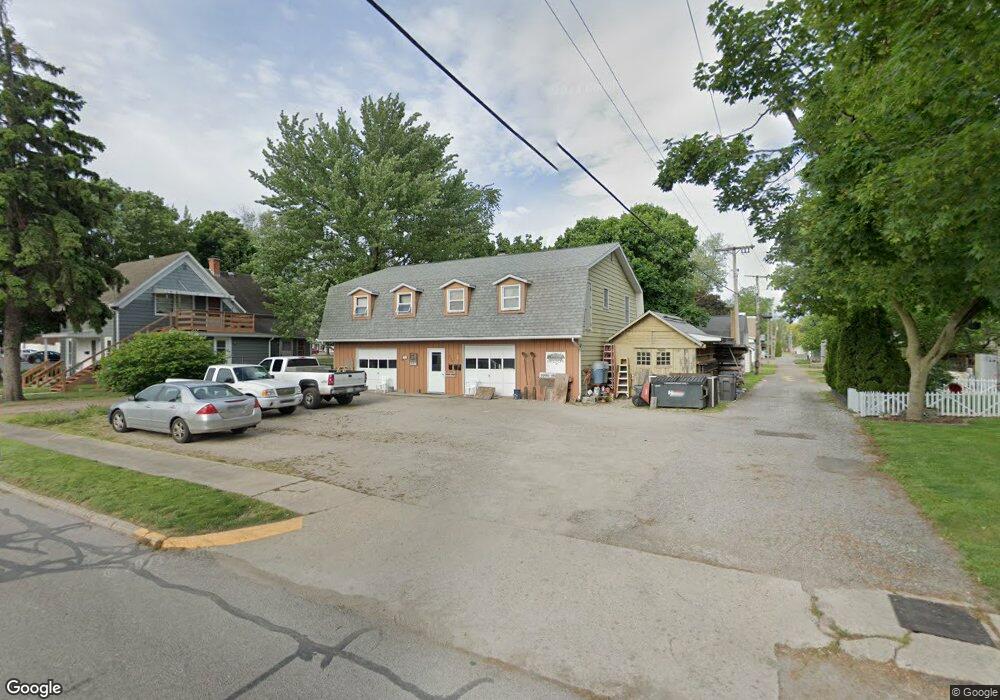 208 N Clark St, Nappanee, IN 46550 - photo 1