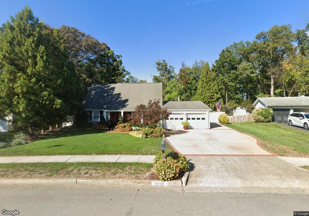 13139 Madonna Ln, Fairfax, VA 22033 - photo 1