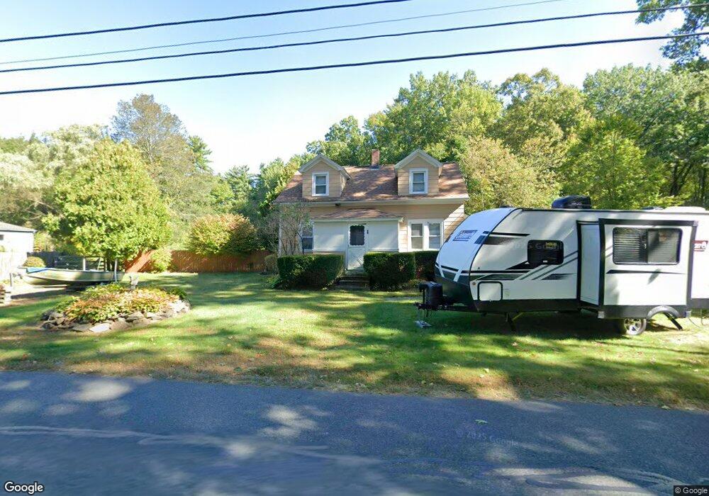 39 Oliver St, Easthampton, MA 01027 - photo 1