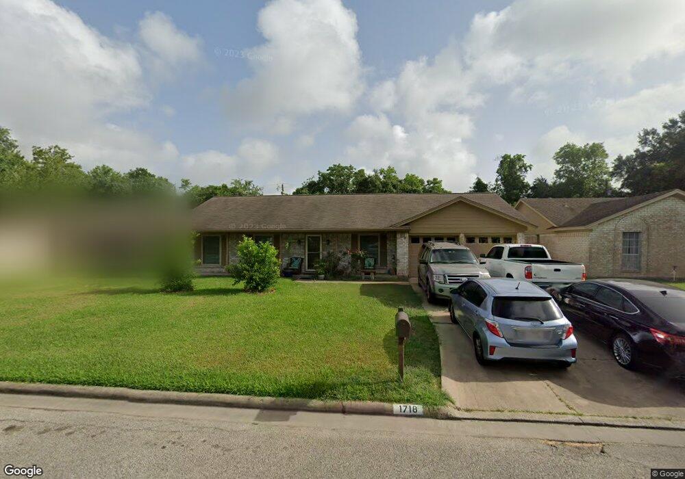 1718 Fulton St, Alvin, TX 77511 - photo 1