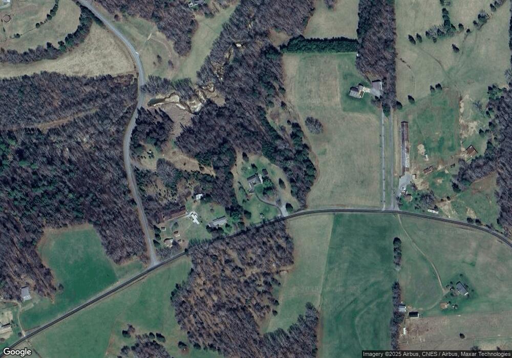 443 Pisgah Ridge Cir, Hiddenite, NC 28636 - photo 1