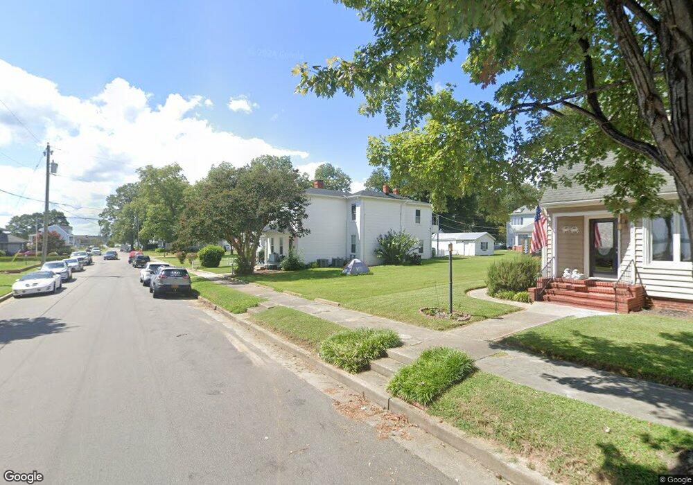 419 1st St unit 1, West Point, VA 23181 - photo 1