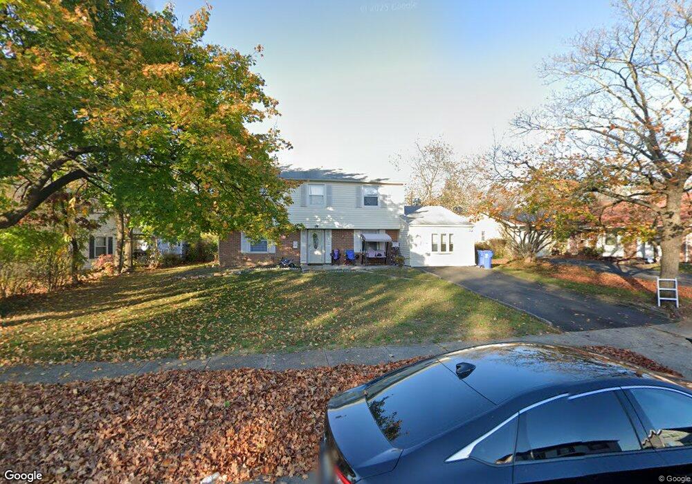 19 Barker Ln, Willingboro, NJ 08046 - photo 1