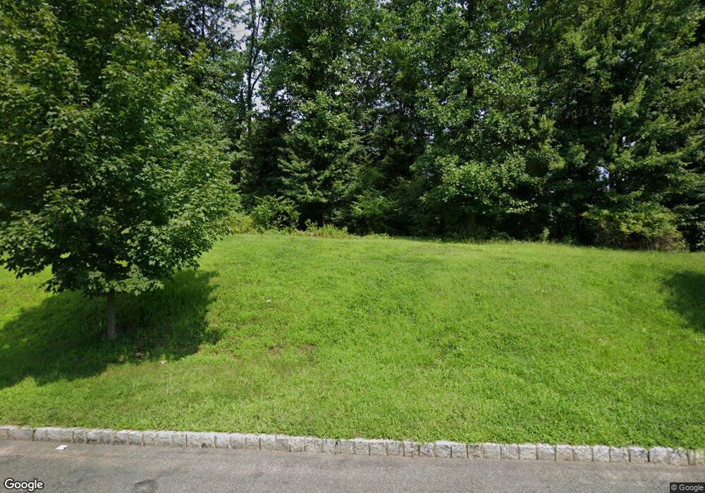 2 Ogrady Ct, Orangeburg, NY 10962 - photo 1