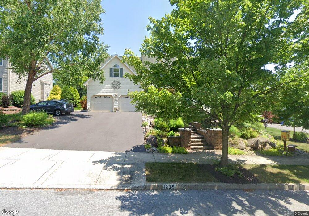 1235 N 27th St, Allentown, PA 18104 - photo 1