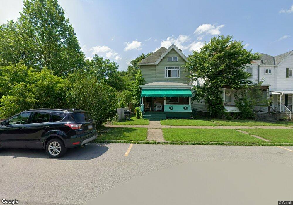 137 Lafayette St, Vandergrift, PA 15690 - photo 1