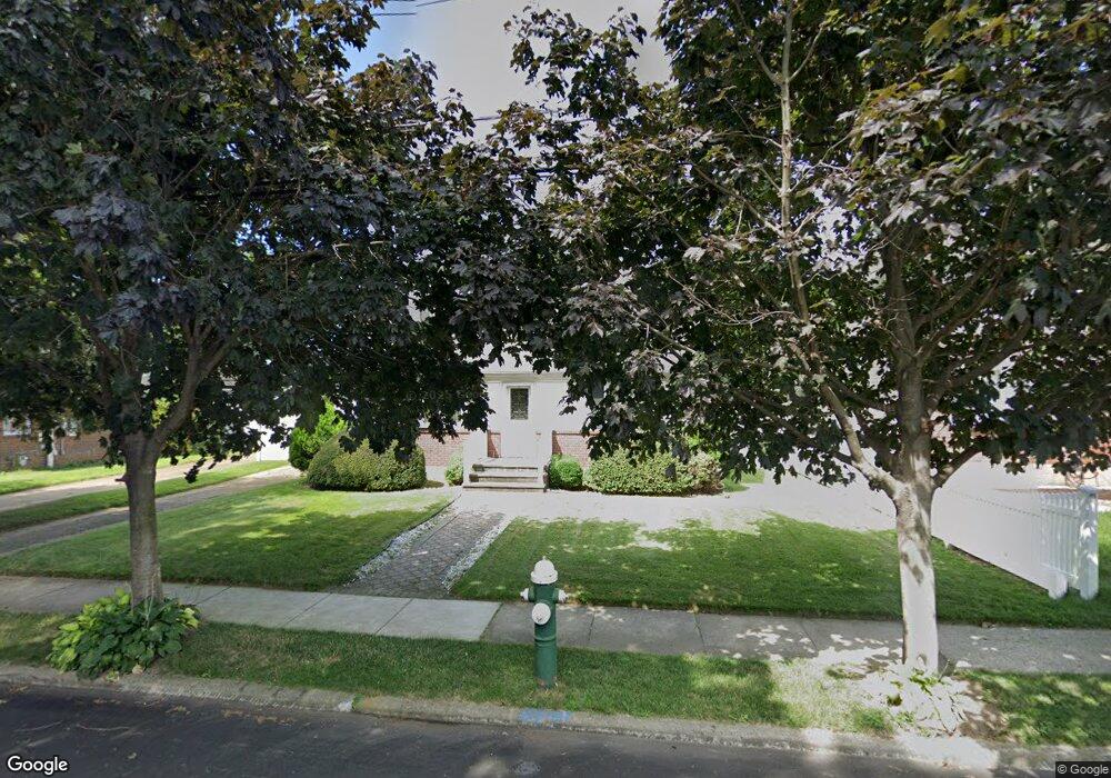 33 Daffodil Ave, Franklin Square, NY 11010 - photo 1