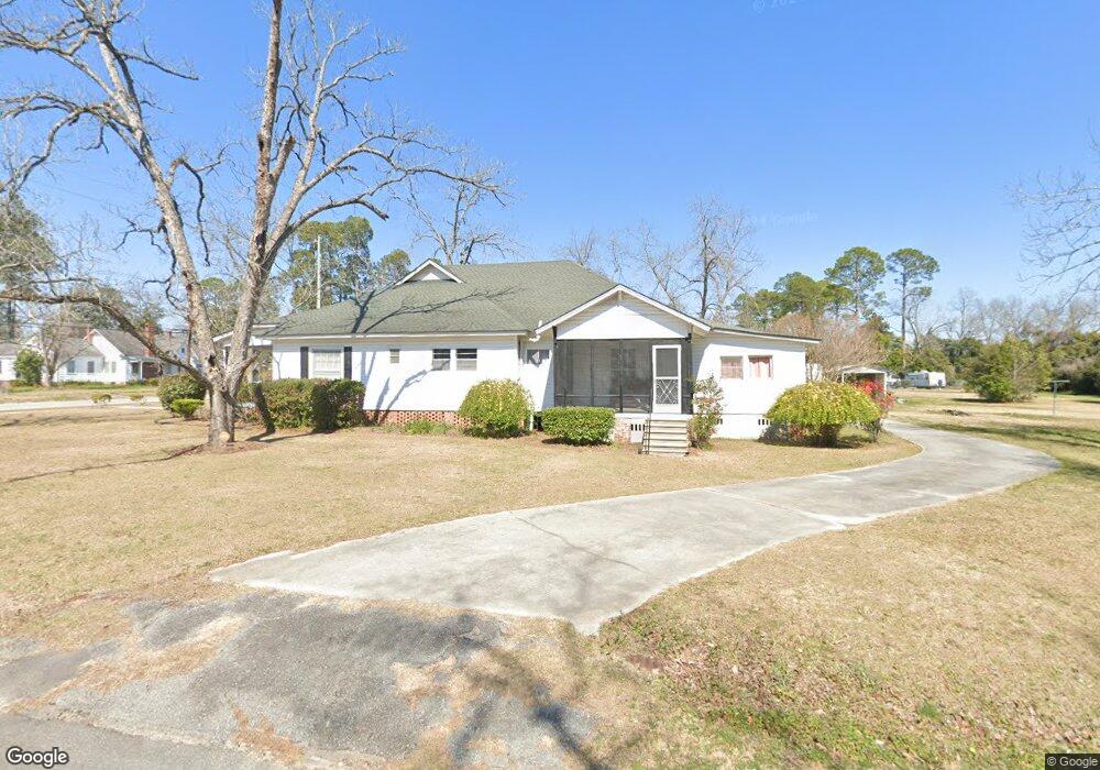 61 S First Ave, Mc Rae, GA 31055 - photo 1